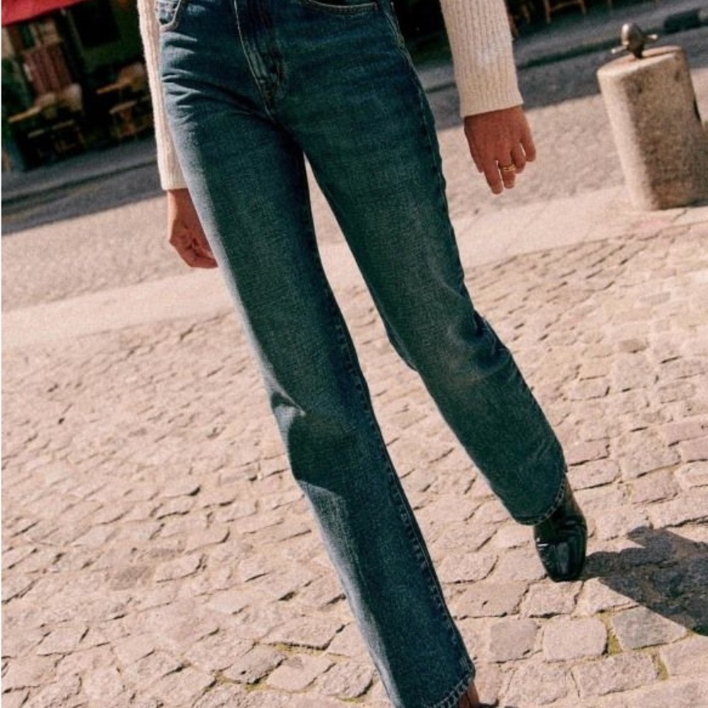 Sezane Serge Jeans, size 36/US 4. Worn a few times, great fit. 33 inch inseam.